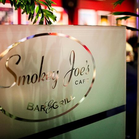 Ramada By Wyndham Hervey Bay Zewnętrze zdjęcie Smokey Joe's