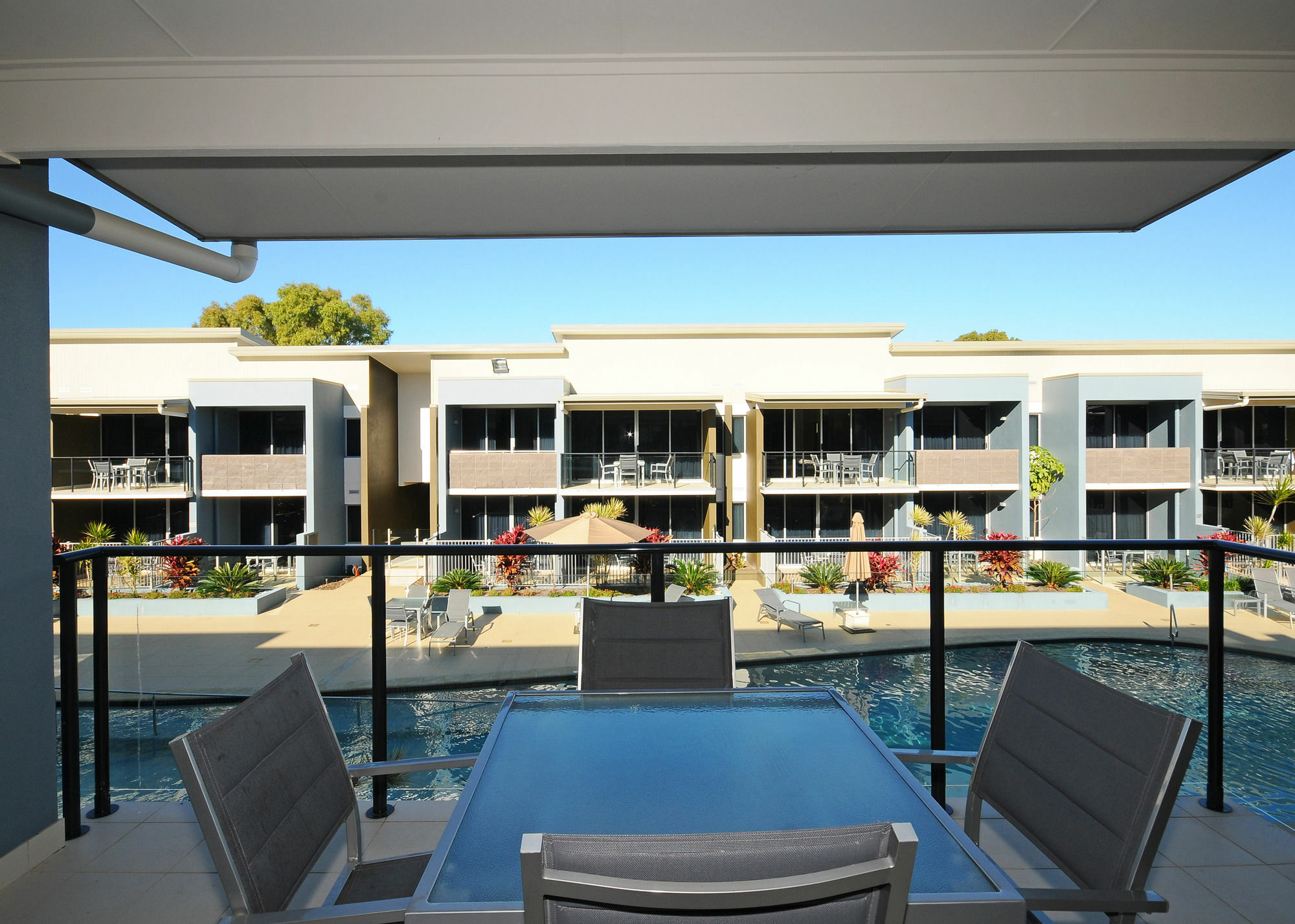 Ramada By Wyndham Hervey Bay Pokój zdjęcie View from a balcony
